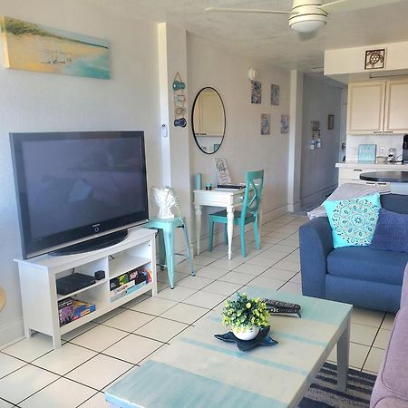 Beachside Bliss Ocean Views & Endless Fun Daytona Beach! Exterior photo