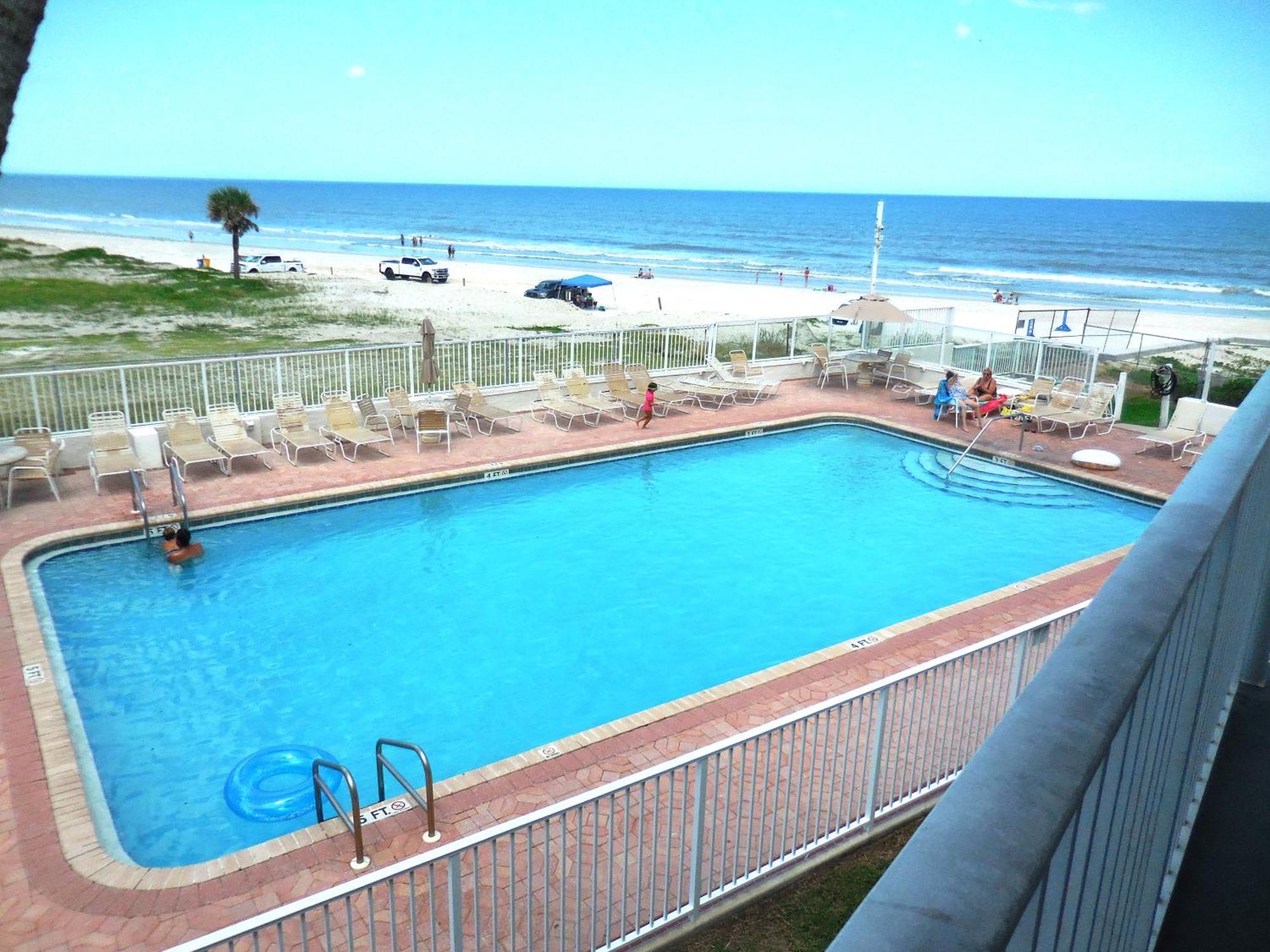 Beachside Bliss Ocean Views & Endless Fun Daytona Beach! Exterior photo